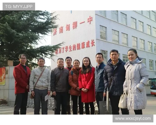 刘芳独家揭秘足球世界的独特见解与实战经验分享